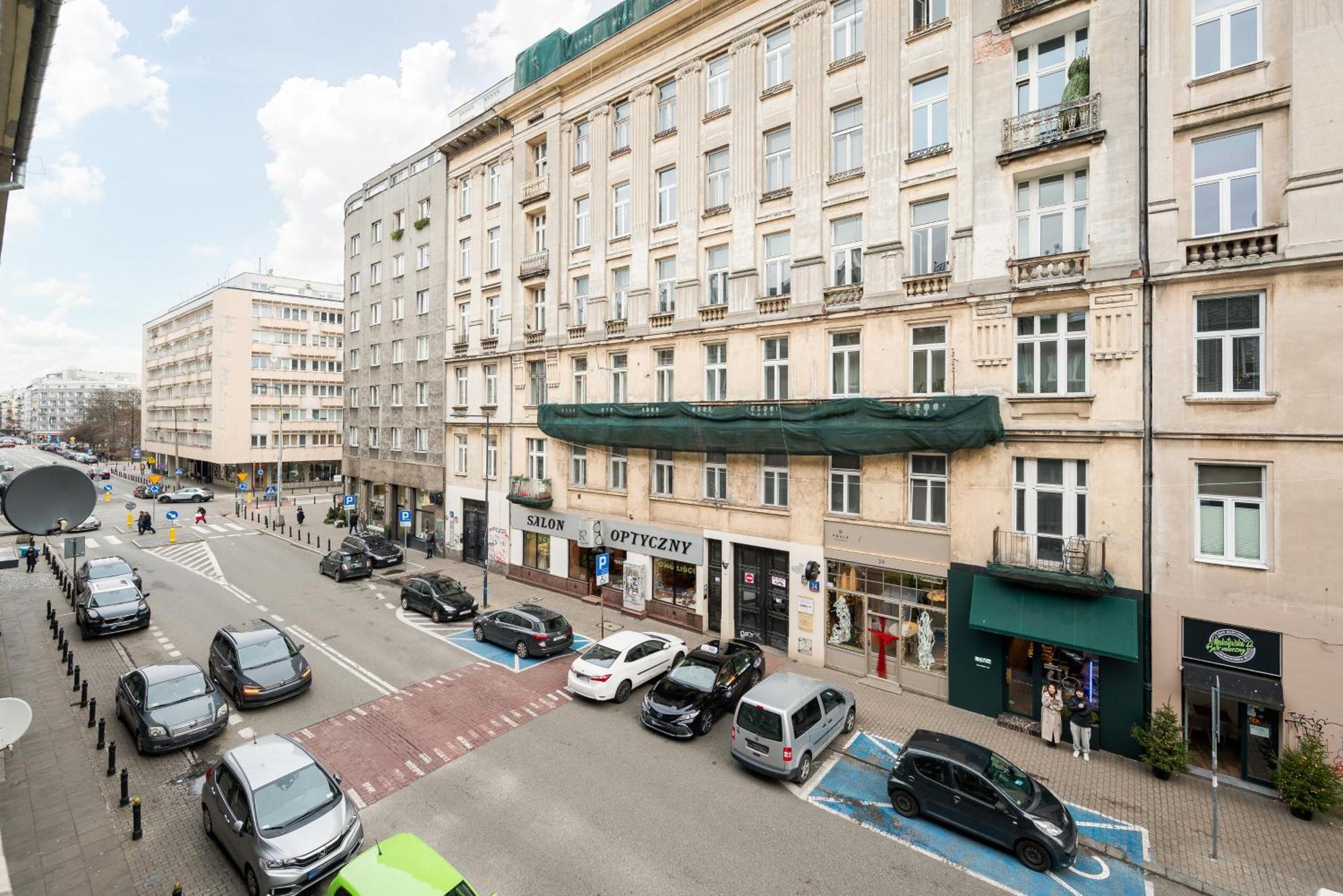 Plac Zbawiciela Grandma Vibes * Warszawa